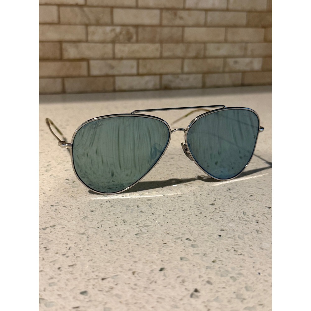 Ray-Ban Aviator Reverse Sunglasses Silver Frame Light Blue Lens Authentic